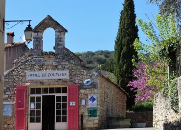 Bureau d'Information Touristique de Quinson, dans sa chapelle