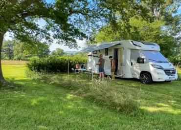 Aire d'accueil et de services au Camping des Papillons