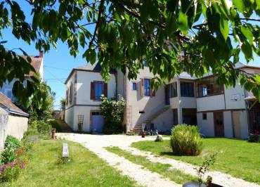 GITES DE FRANCE ALLIER CHAMBRES D'HOTES AUX BABOTEURS VALLON EN SULLY