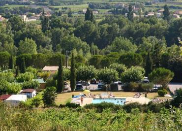 Camping le Voconce piscine et parc locatif