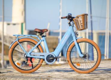 Beach Bikes - Port of Saint-Martin-de-Ré