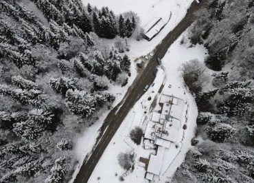 Vue drone - auberge de Carri - La Chapelle en Vercors