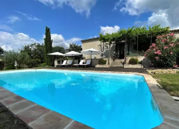 LE MOUSTIER