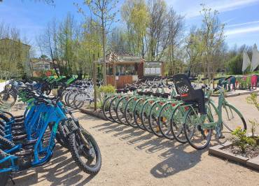 Embarcadère Bardet Huttiers/La Bicyclette Verte - Location de vélos
