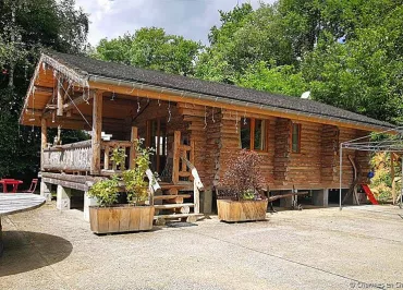 LA FUSTE DU BUCHERON - Cabane authentique