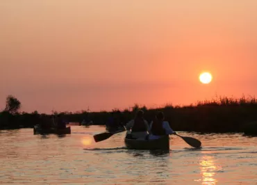 CANOË PIQUE-NIQUE AU CREPUSCULE