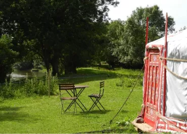 Yourtes Au bout de l'île