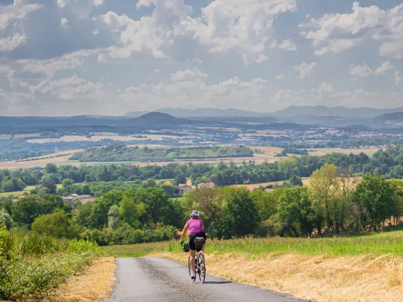 Vue sur la Limagne et le massif du Sancy