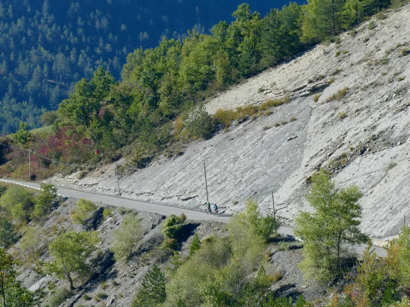 Descente du Col du Corobin Entre Digne-les-Bains et Barrême 