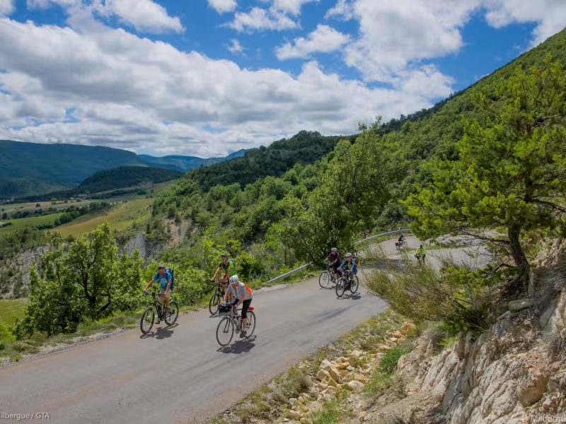 En grimpant le Col Saint Jean