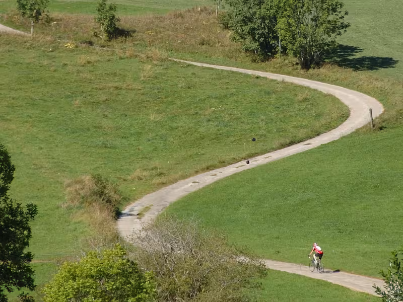 Petite route de montagne et nature - GTJ Vélo