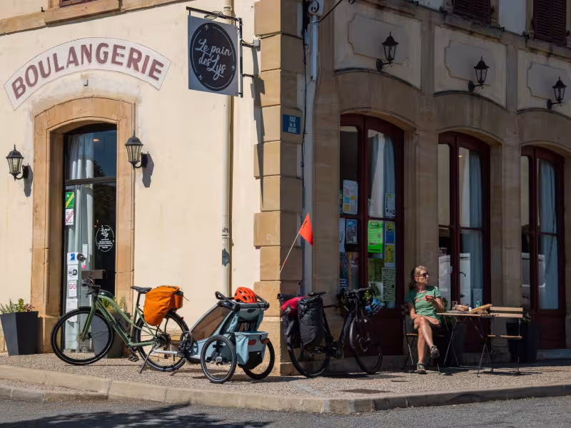 Pause boulangerie à Galan