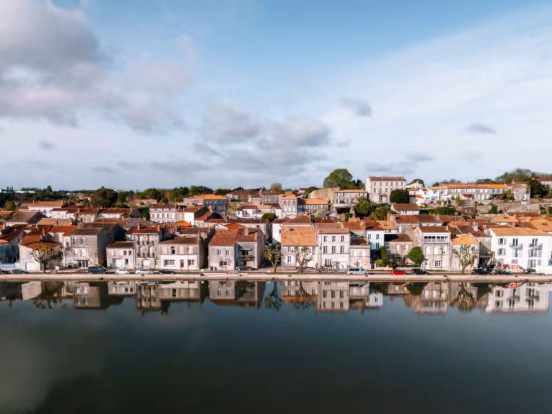 Saint-Savinien en bord de Charente - La Flow Vélo