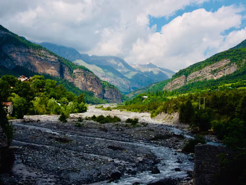 La Haute Vallée du Var dans les Alpes-Maritimes