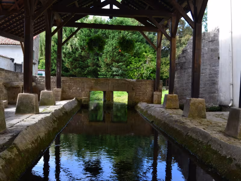 Lavoir à Chef Boutonne