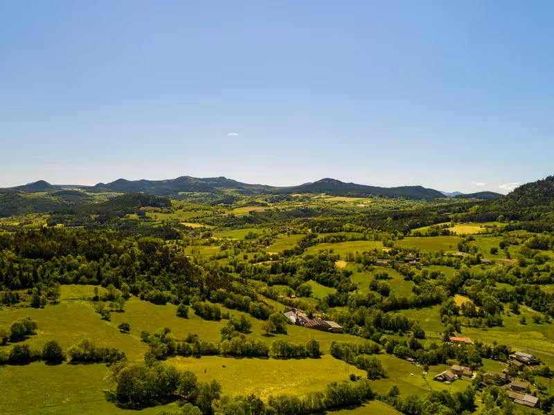 Vue en drone des Sucs