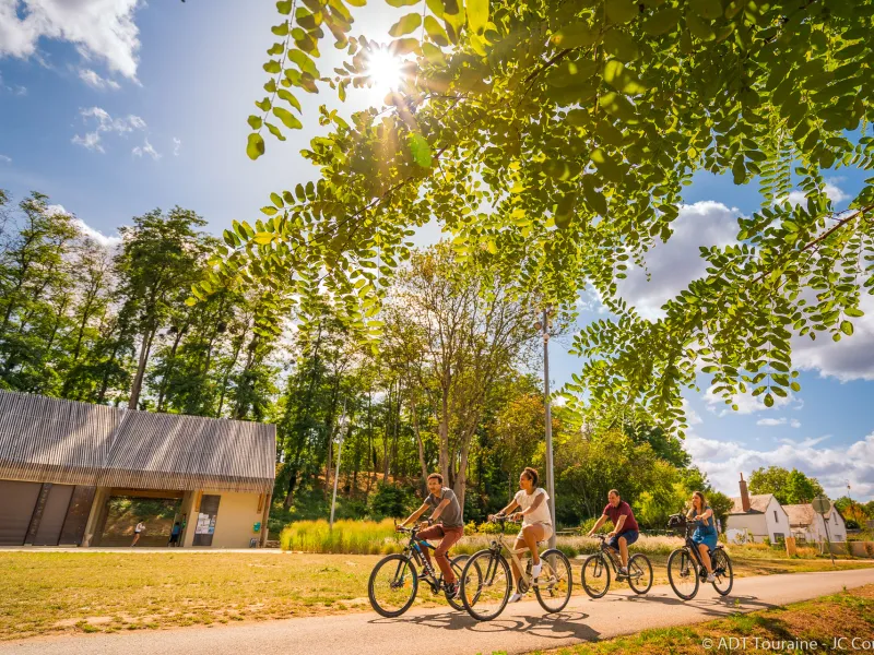 Aire cyclo d'Azay-sur-Cher