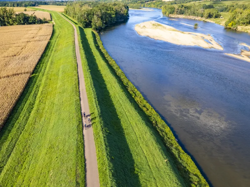 Bord de Loire sur la voie Vézelay