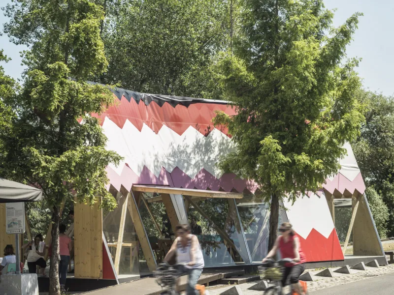 La Canadienne sur les bords de Loire