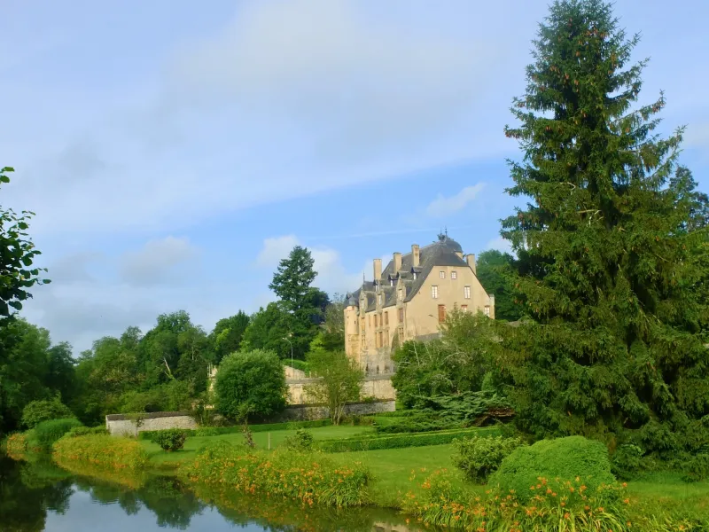 Le canal du Nivernais à vélo