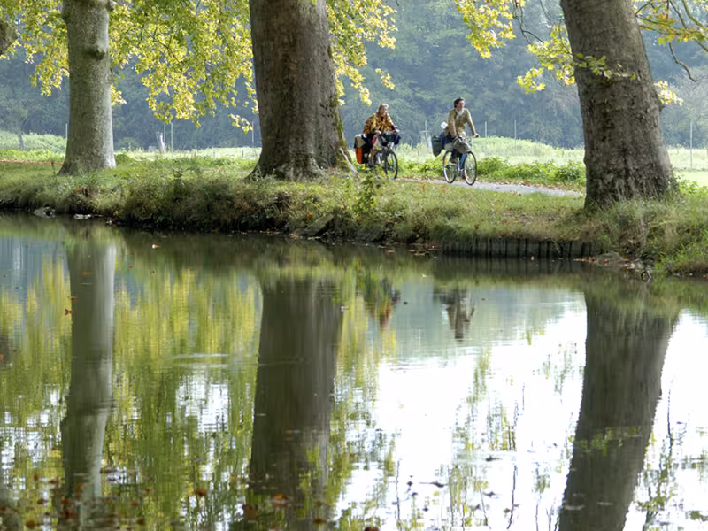 Canal du Rhône au Rhin à vélo vers Dole - EuroVelo 6