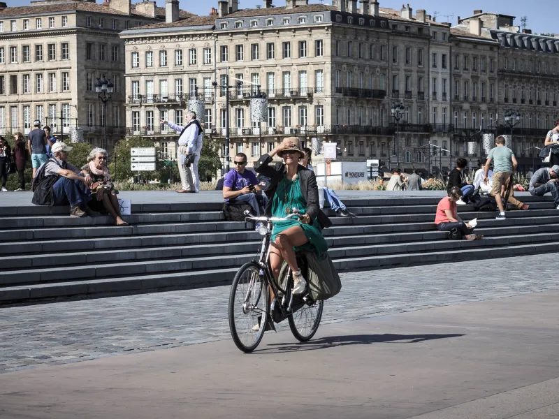 Cycliste à Bordeaux