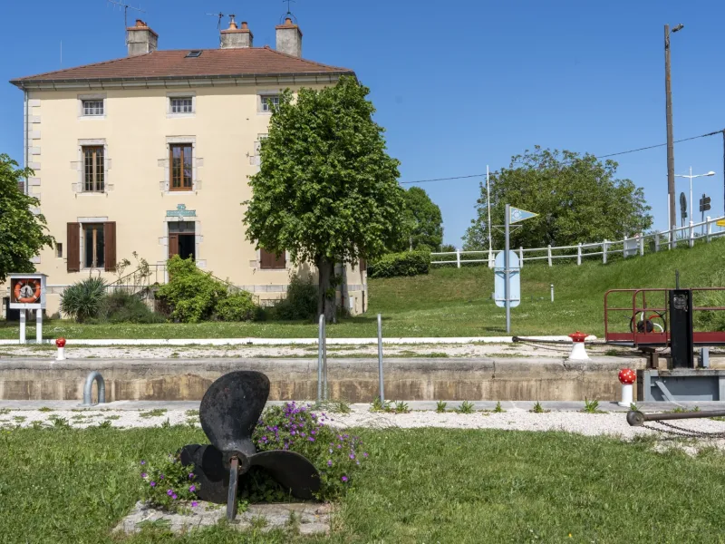 Maison éclusière à St-Usage