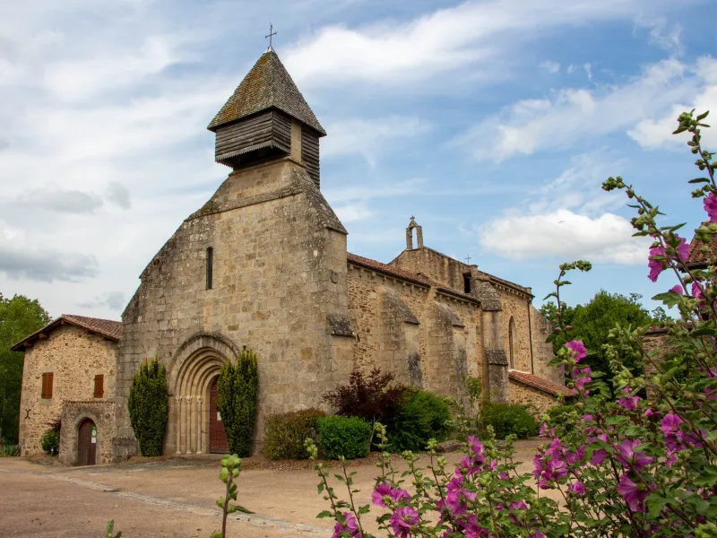 Eglise à Saint-Martin-de-Jussac