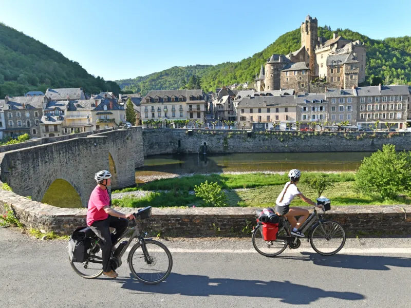 Cyclistes à Etaing