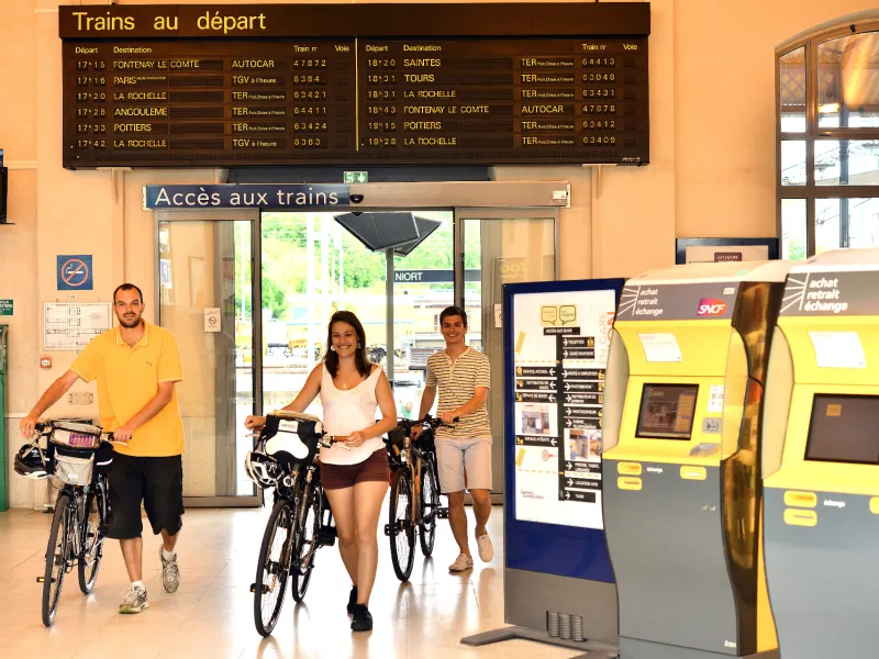 Gare de Niort à vélo