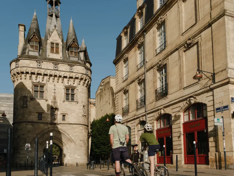 Porte Cailhau à Bordeaux