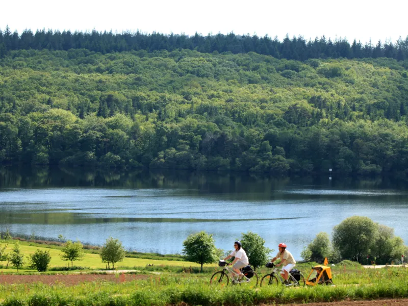 Balade autour du Lac de Guerlédan à vélo en famille
