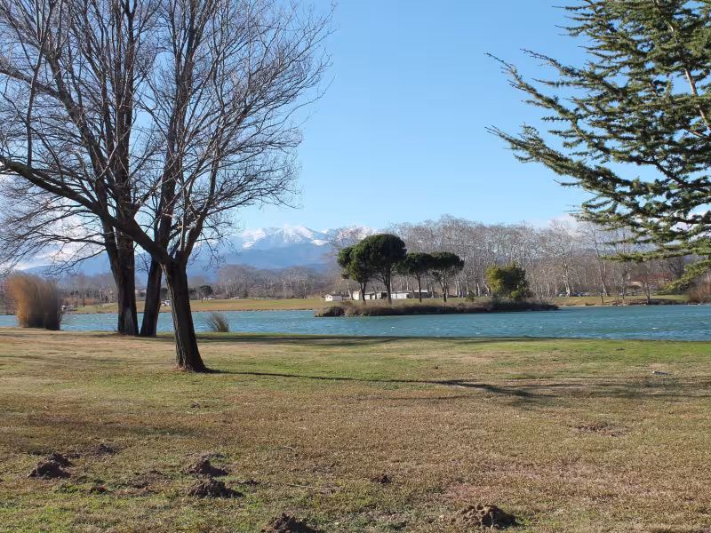 Lac de Saint-Jean Pla de Corts