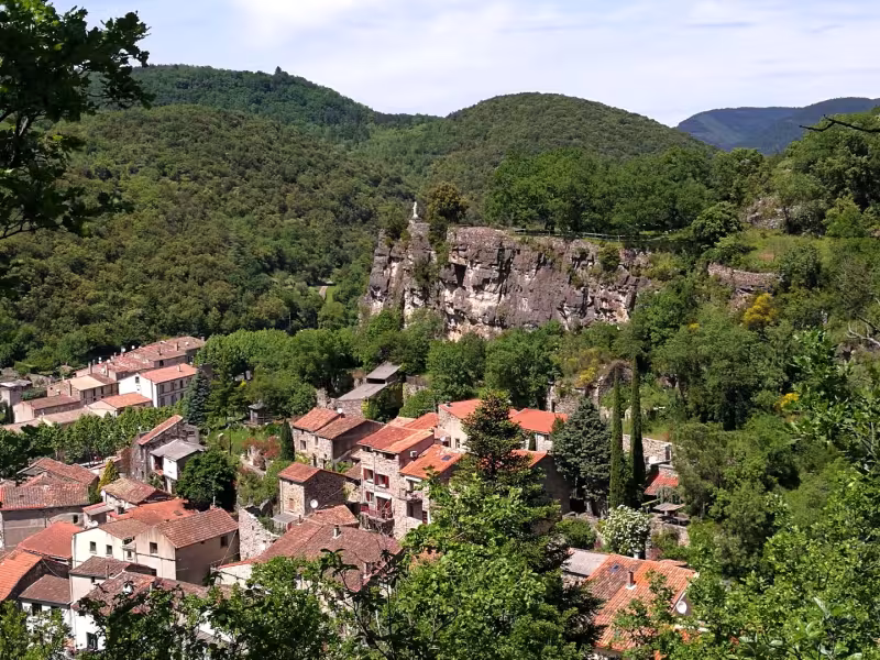 Village de Lunas dans l'Hérault