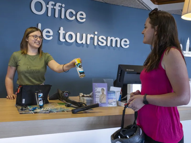 Informations à l'office de tourisme Accueil Vélo du Havre