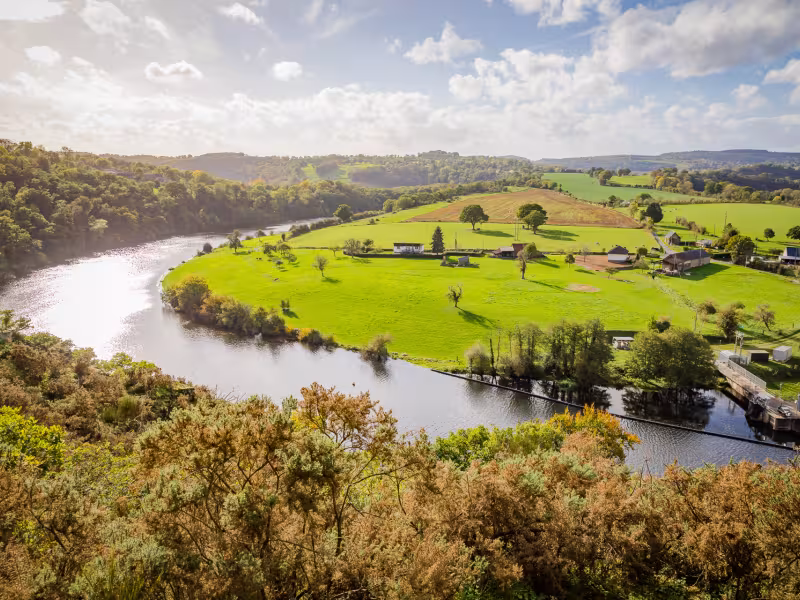 Panorama sur un méandre de l'Orne