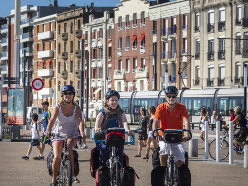 Piste cyclable en front de mer au Havre