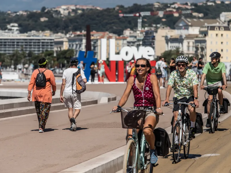 Promenade des Anglais à vélo - Nice