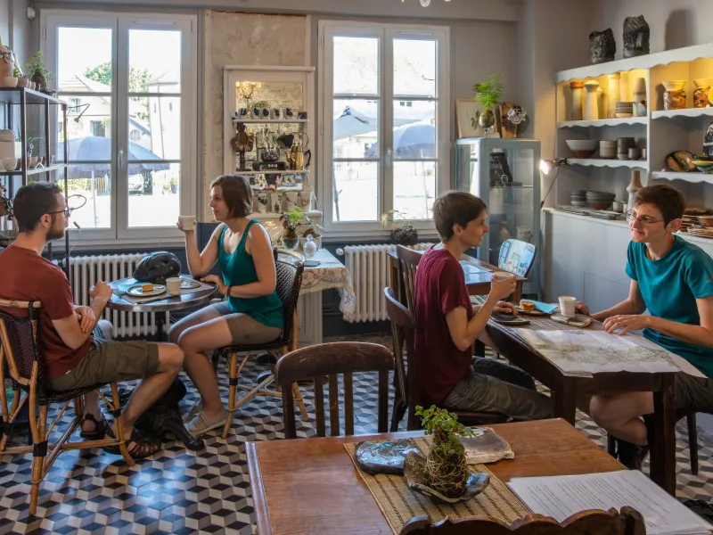 Restaurant Galerie T Room à La Roche-Guyon
