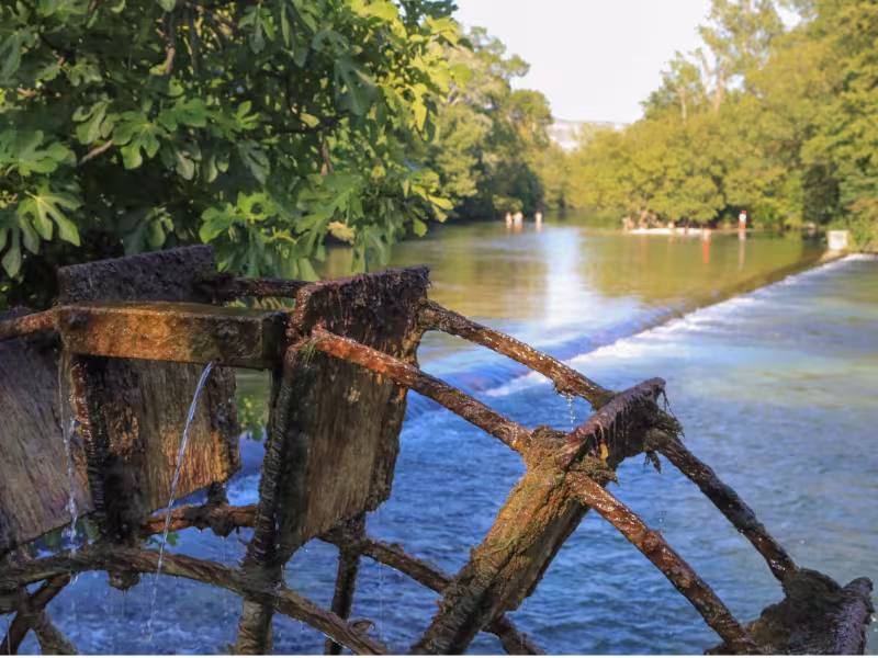 Roue à aubes sur la Sorgue