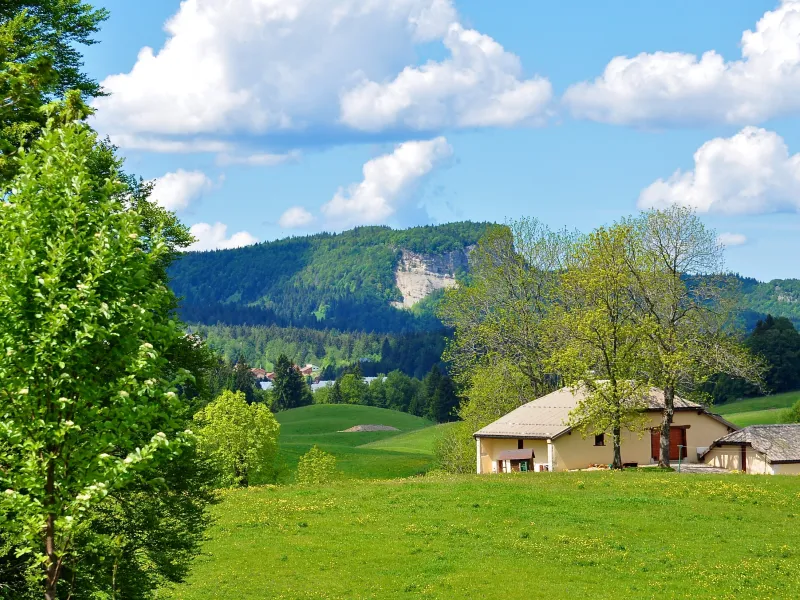Vue sur le mont Fier de la station des Rousses