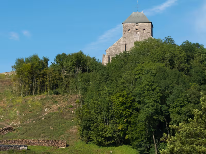 Tour à Dun-sur-Meuse