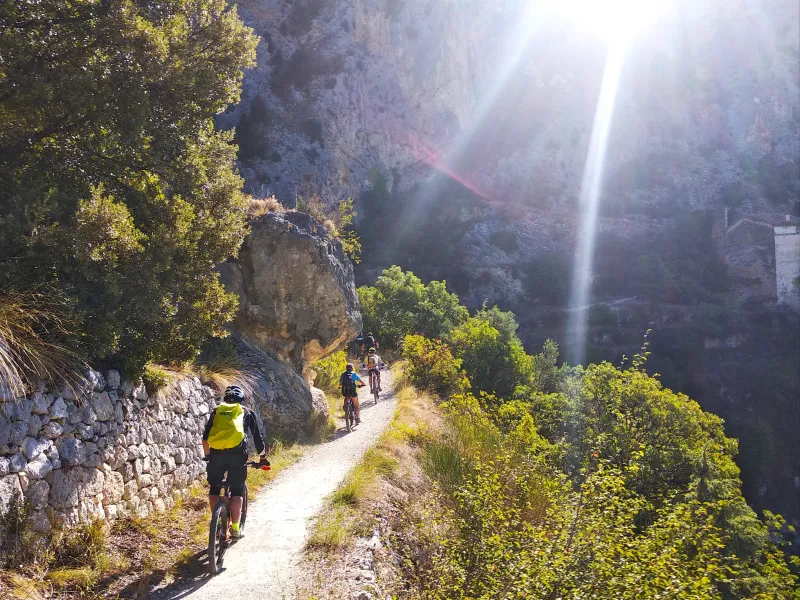 Soleil sur la GT TransVerdon VTT