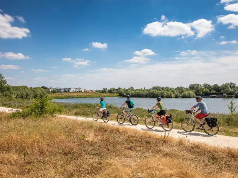 Traversée du Parc du Peuple de l'Herbe à Carrières-sous-Poissy
