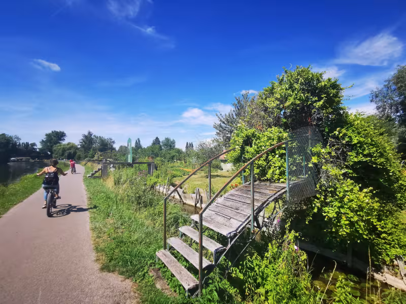 Véloroute Vallée de Somme aux abords d'Amiens