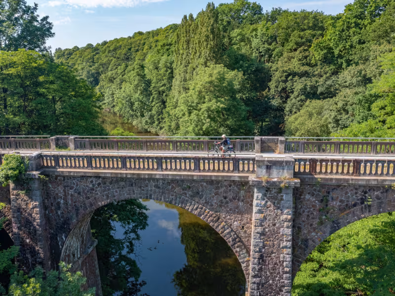 Viaduc sur la Mayenne