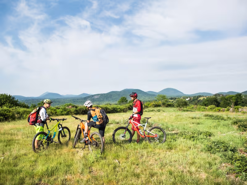 VTT au dessus de Volvic