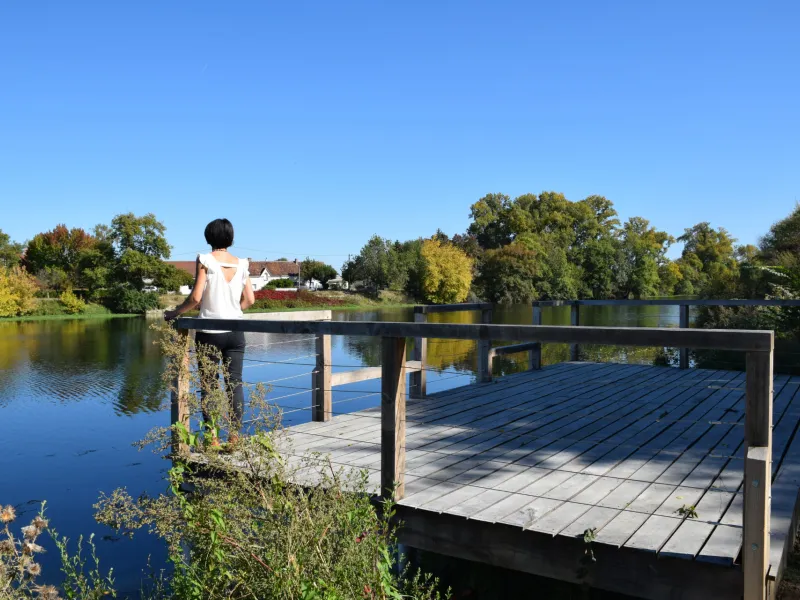 Ponton à Azay-sur-Cher