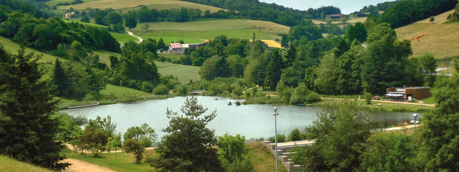 Le Lac du Ronzey aux abords d'Yzeron