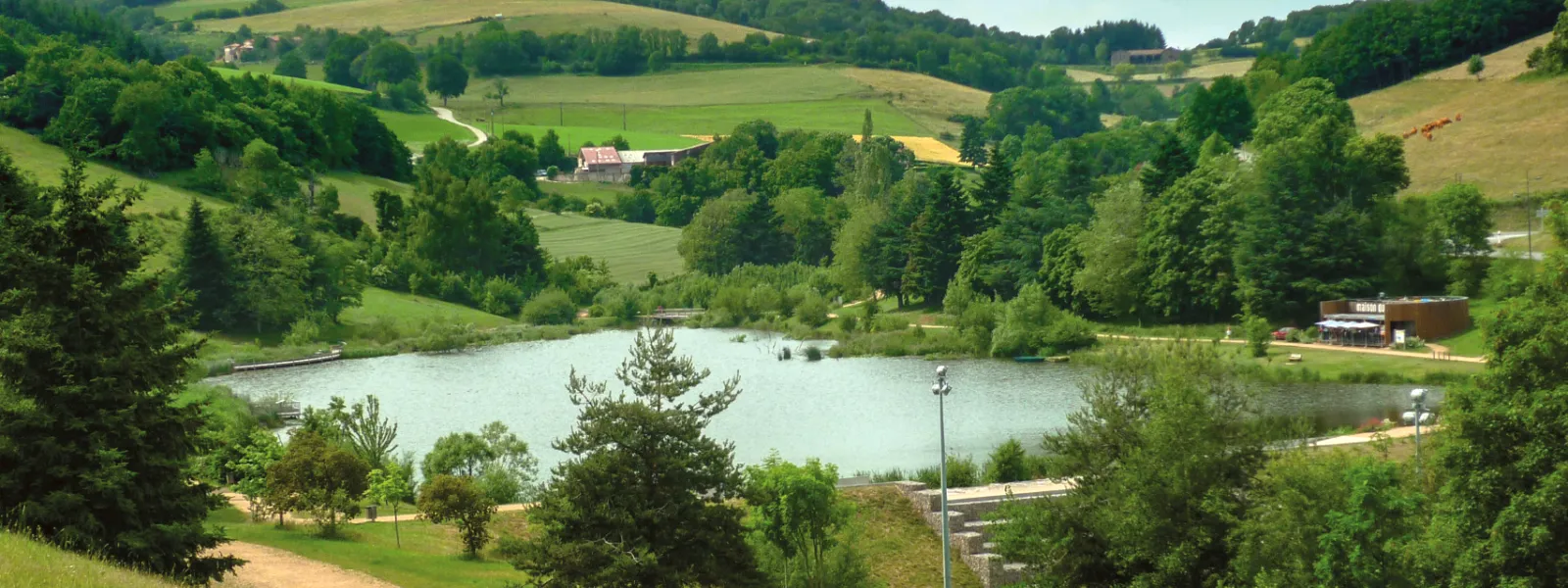 Le Lac du Ronzey aux abords d'Yzeron